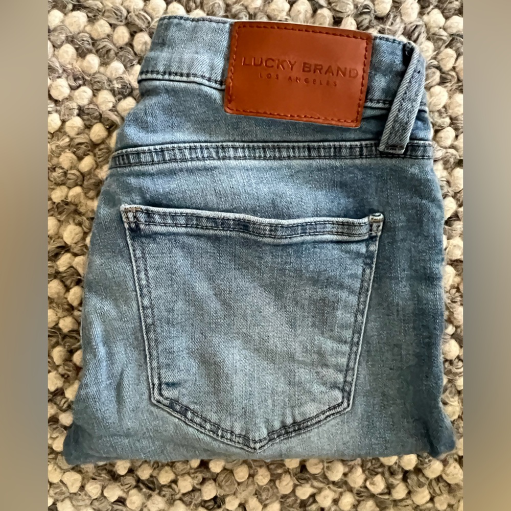 ** Lucky Brand women’s jeans **